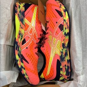 BRAND NEW IN BOX!! ASICS Gel Noosa Tri 12